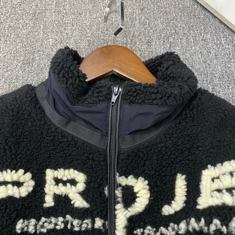 Wysokiej jakości kurtka zamszo – Winter Clothes Shop recenzja i cena