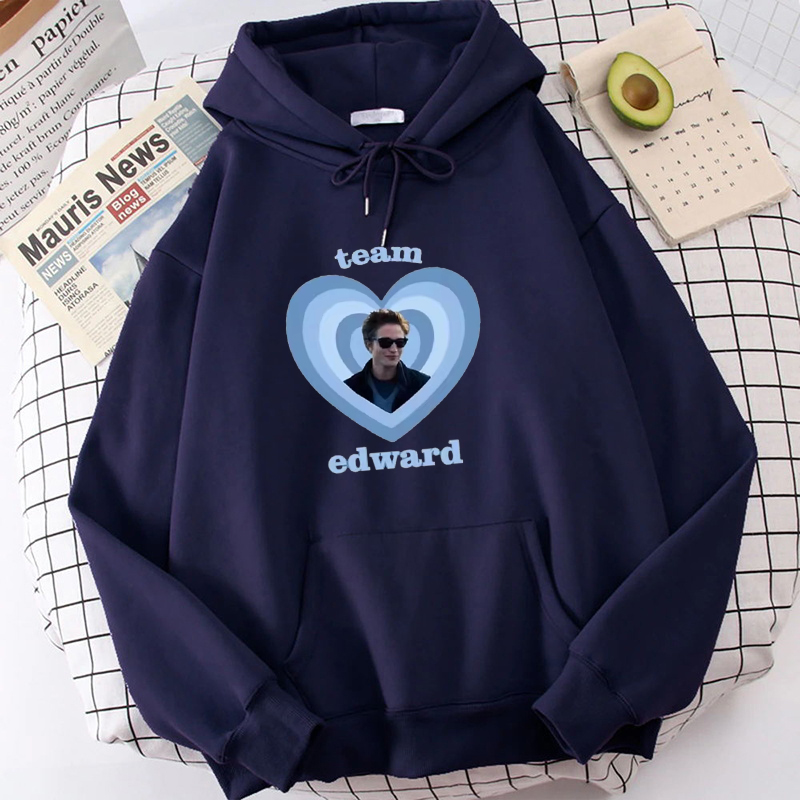 Bluza z kapturem Team Edward C – Winter Clothing Pictures recenzja i cena